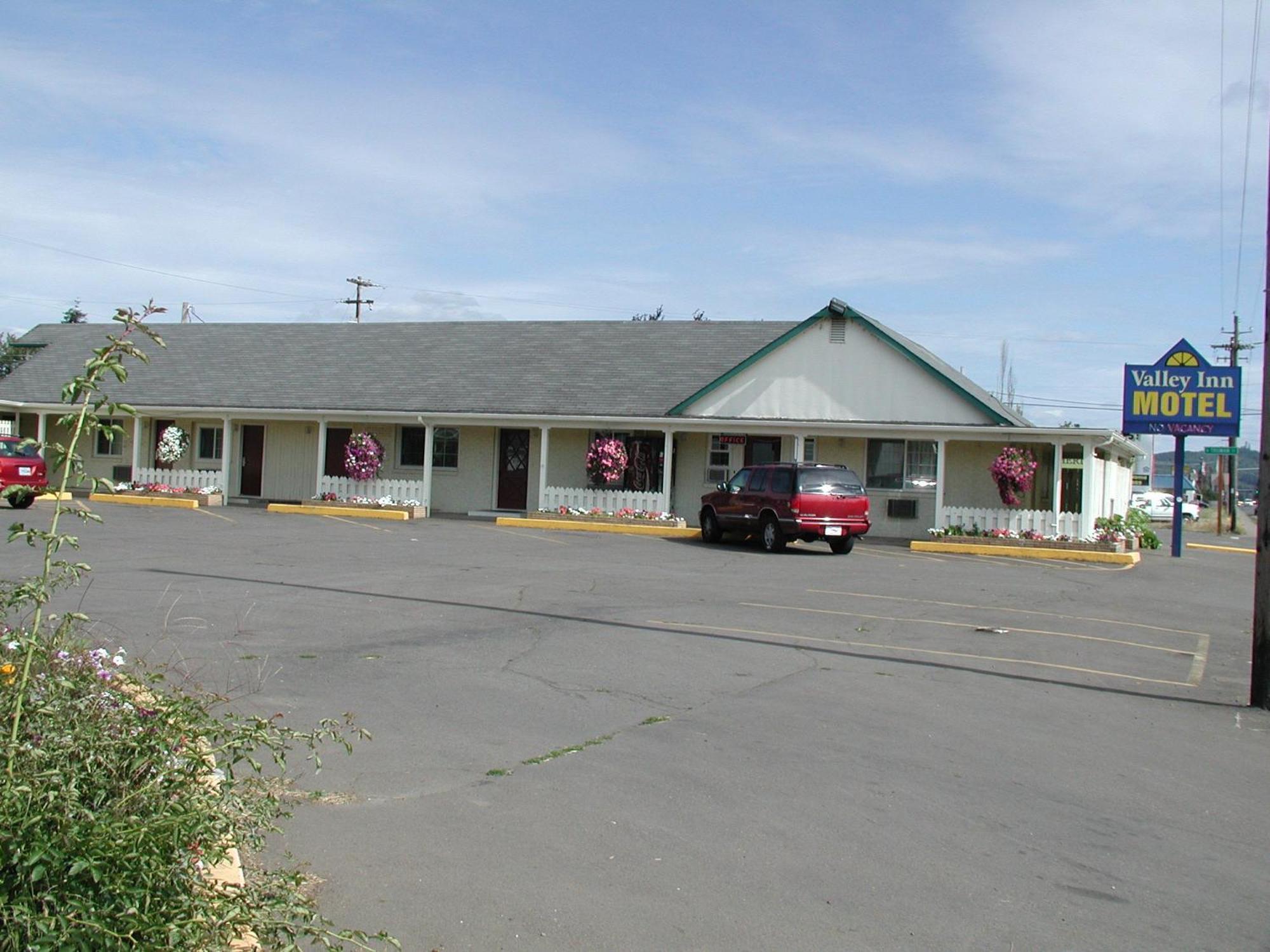 Valley Inn - Lebanon Oregon 외부 사진